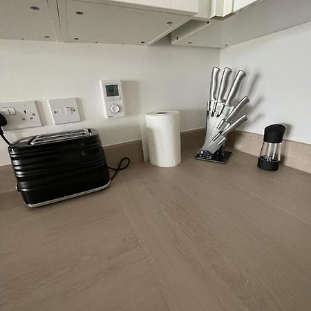 Modern 2-Bed Apartment In The Heart Of Salford Quays Salford (Greater Manchester) Exterior foto