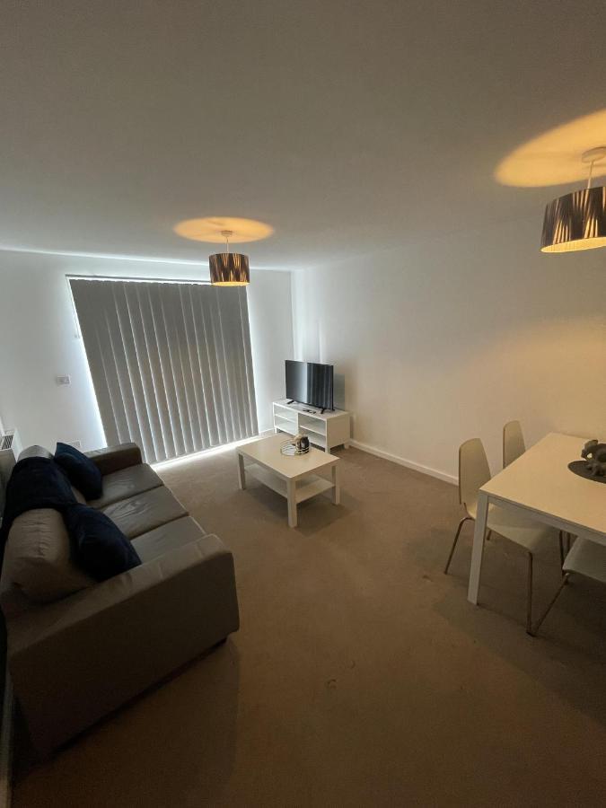 Modern 2-Bed Apartment In The Heart Of Salford Quays Salford (Greater Manchester) Exterior foto