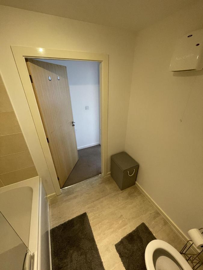 Modern 2-Bed Apartment In The Heart Of Salford Quays Salford (Greater Manchester) Exterior foto